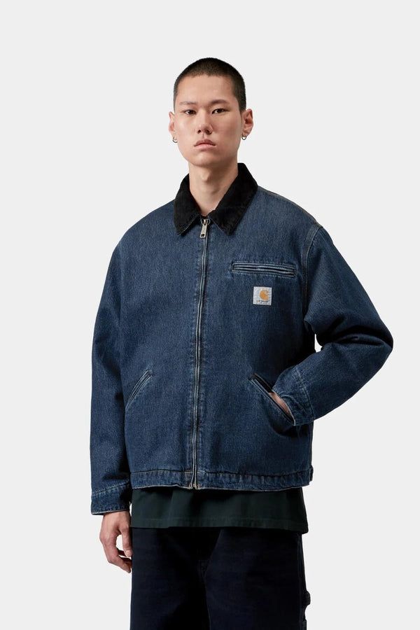 【CARHARTT WIP|カーハートWIP】OG DETROIT JACKET/OG デトロイトじゃジェット(BLUE/BLACK STONE WASHED) 正規取扱店舗 公式オンライン通販 島根 松江 26FW 定番 人気 ジャケット