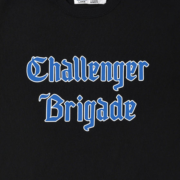 【CHALLENGER|チャレンジャー】CLASSIC LOGO TEE|クラッシックロゴTEE(WHITE,BLACK) - STREAM【CHALLENGER|チャレンジャー】CLASSIC LOGO TEE|クラッシックロゴTEE(WHITE,BLACK)STREAMBLACKM
