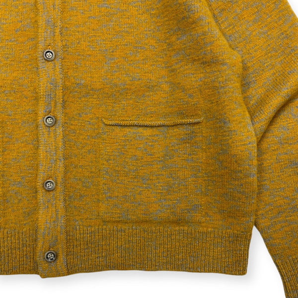 【CREPUSCULE|クレプスキュール】M - G POLO CARDIGAN/M - Gポロカーディガン(GREY×GREEN , GREY×MUSTARD , GREY×BROWN) - STREAM【CREPUSCULE|クレプスキュール】M - G POLO CARDIGAN/M - Gポロカーディガン(GREY×GREEN , GREY×MUSTARD , GREY×BROWN)STREAMGREY×MUSTARD0