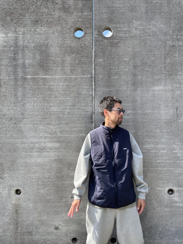【FARAH|ファーラー】NYLON ZIP UP VEST/ナイロンジップアップベスト(NAVY) - STREAM【FARAH|ファーラー】NYLON ZIP UP VEST/ナイロンジップアップベスト(NAVY)STREAMM