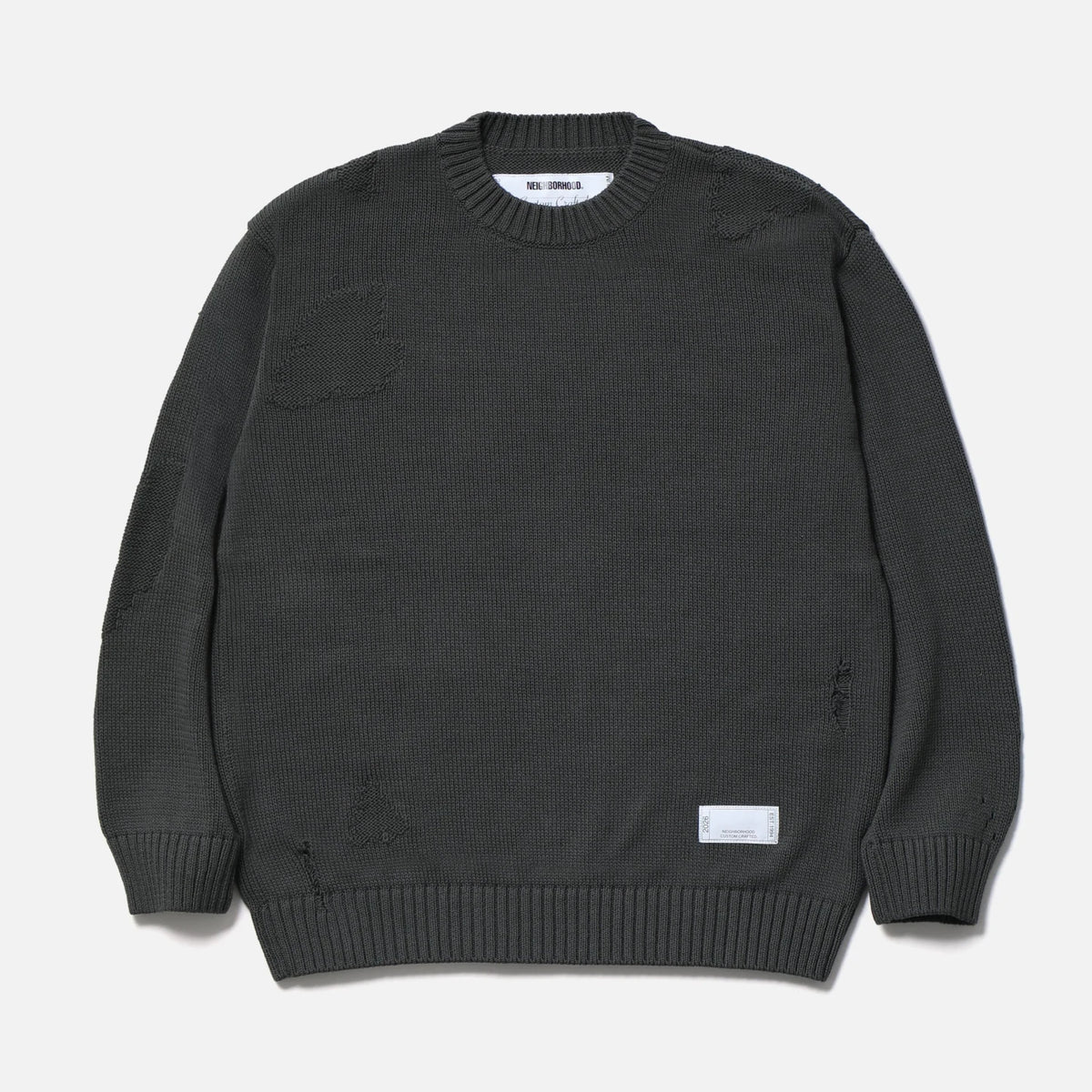 サベージクルーネックセーター - BLACKとCHACOALのKNIT / CUT SEWN