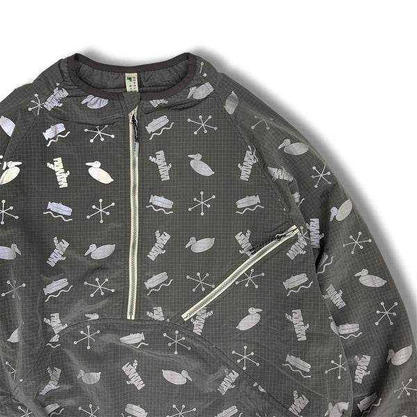 【NOROLL|ノーロール】SIGN REFLECTION PULLOVER/サイン リフレクションプルオーバー(GREY , LIME GREEN) - STREAM【NOROLL|ノーロール】SIGN REFLECTION PULLOVER/サイン リフレクションプルオーバー(GREY , LIME GREEN)STREAMLIME GREYM