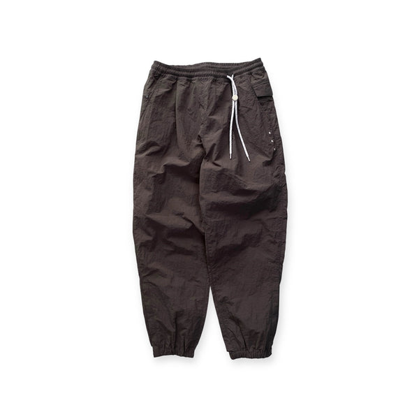 【迷迭香|マンネンロウ】NYLON HARVEST TRAINER/ナイロンハーベストトレーナー(GRY ライトグレー,DNM デニム,DGR ダークグレー,BLK ブラック) - STREAM【迷迭香|マンネンロウ】NYLON HARVEST TRAINER/ナイロンハーベストトレーナー(GRY ライトグレー,DNM デニム,DGR ダークグレー,BLK ブラック)STREAMDARK GREY0(XS)