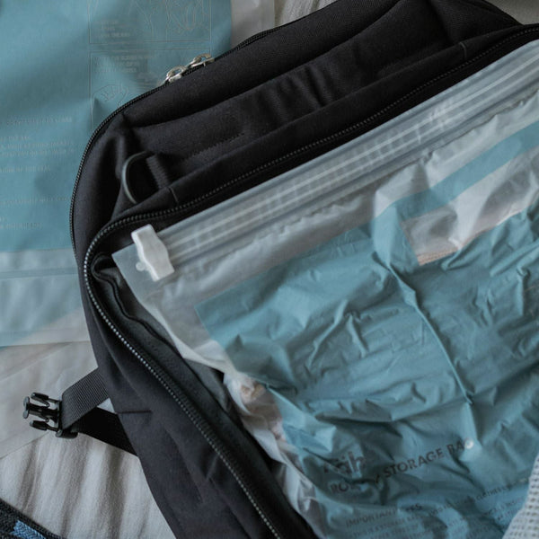 【PAPERSKY|ペーパースカイ】ROLL - UP STORAGE BAG/ロールアップストレージバッグ(BLUE) - STREAM【PAPERSKY|ペーパースカイ】ROLL - UP STORAGE BAG/ロールアップストレージバッグ(BLUE)STREAMBLUES