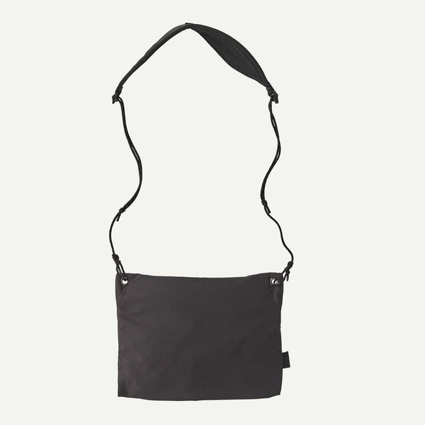 【PATAGONIA|パタゴニア】TERRAVIA SACOCHE/テラヴィアサコッシュ 3L(PWBC , DVL , RVGN , BLK) - STREAM【PATAGONIA|パタゴニア】TERRAVIA SACOCHE/テラヴィアサコッシュ 3L(PWBC , DVL , RVGN , BLK)STREAMBLKONE SIZE