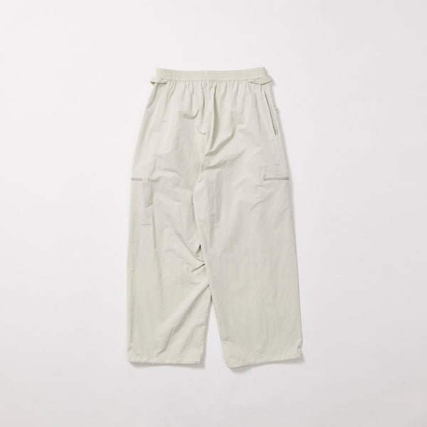 【RAJABROOKE|ラジャブルック】WIND BREAKER PT/ウィンドブレーカーパンツ(KINARI) - STREAM【RAJABROOKE|ラジャブルック】WIND BREAKER PT/ウィンドブレーカーパンツ(KINARI)STREAMKINARIM