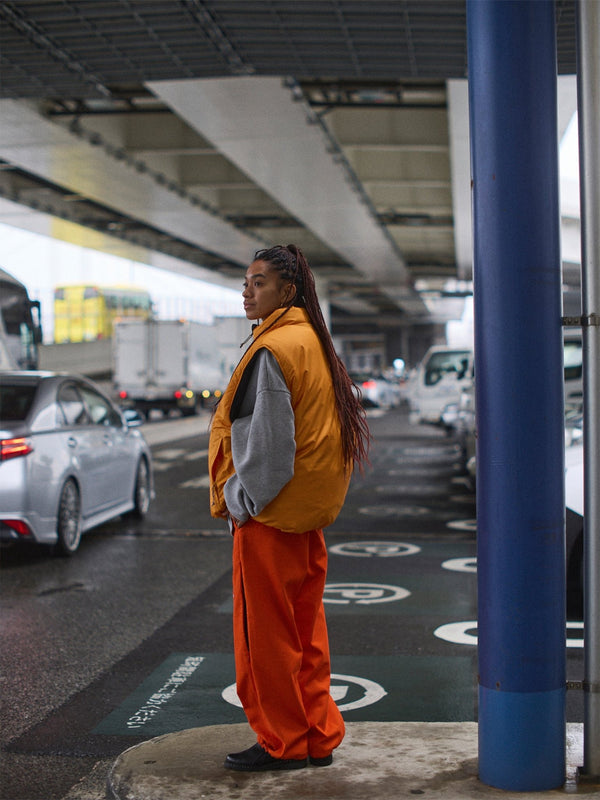 【SEDAN ALL - PURPOSE | セダンオールパーパス】REVERSIBLE DOWN VEST/リバーシブルダウンベスト(BLACK×MANGO) - STREAM【SEDAN ALL - PURPOSE | セダンオールパーパス】REVERSIBLE DOWN VEST/リバーシブルダウンベスト(BLACK×MANGO)STREAMM