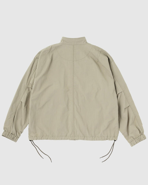 【SEDAN ALL - PURPOSE|セダンオールパーパス】STAND COLLAR JACKET/スタンドカラージャケット(ALPHA GREEN , BLACK) - STREAM【SEDAN ALL - PURPOSE|セダンオールパーパス】STAND COLLAR JACKET/スタンドカラージャケット(ALPHA GREEN , BLACK)STREAMBLACKM