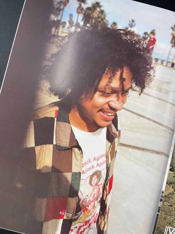 SNEEZE N°60 SPRING 24 “the human nature issue” - STREAMSNEEZE N°60 SPRING 24 “the human nature issue”STREAMONE SIZE