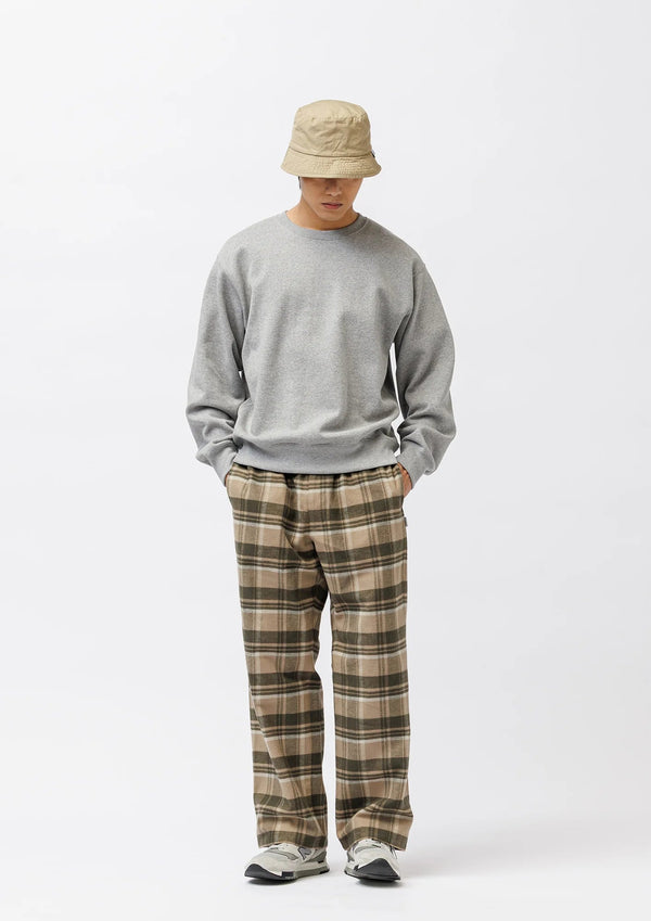【WTAPS|ダブルタップス】AON / SWEATER / COTTON (GRAY)
裏毛起毛コットン生地を使用したスウェットシャツ。
バックに刺繍モチーフを配置。
FABRIC:COTTON 100%
品番:262ATDT-CSM08