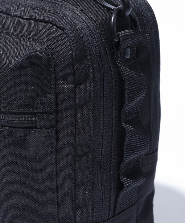 【X - LARGE|エクストララージ】SQUARE SHOULDER BAG/スクエアショルダーバッグ(OLIVE,BLACK) - STREAM【X - LARGE|エクストララージ】SQUARE SHOULDER BAG/スクエアショルダーバッグ(OLIVE,BLACK)STREAMBLACKONE SIZE