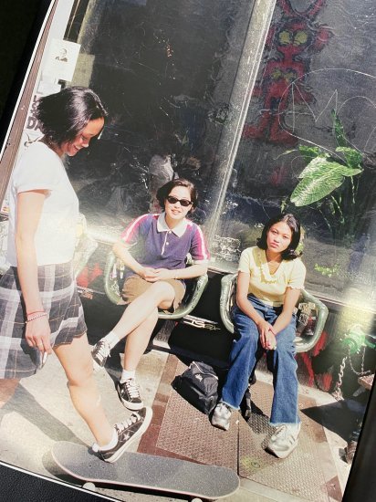 SNEEZE N°48 "the no cap issue" - STREAMSNEEZE N°48 "the no cap issue"STREAM