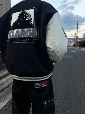 XLARGE WINTER ITEMS - STREAM