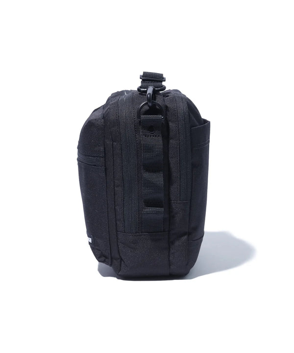 【X-LARGE|エクストララージ】SQUARE SHOULDER BAG/スクエアショルダーバッグ(OLIVE,BLACK)