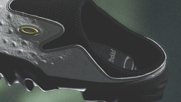 【OAKLEY FACTORY TEAM | オークリーファクトリーチーム】OSTRICH CHOP SAW MULE/オーストリッチチョップソウミュール(WHITE)