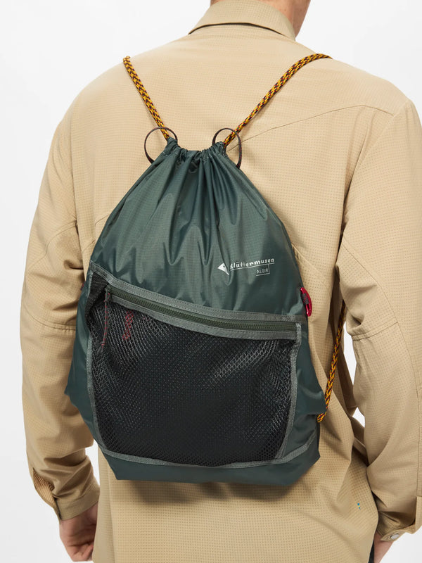 【KLATTERMUSEN|クレッタルムーセン】ALGIR SACK PACK(DARK TEAL , PURPLE DOVE , RAVEN) 正規取扱店舗 公式オンライン通販 島根 松江 26FW アルギア サック パック バックパックにアタッチ可能なライトウェイトサックパック