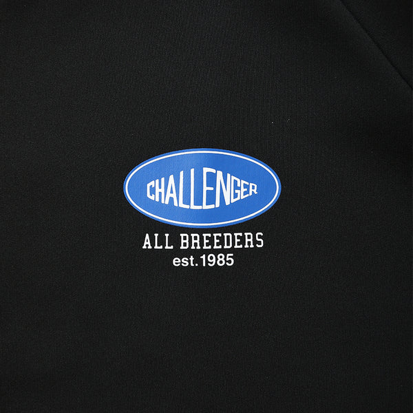 CHALLENGER|チャレンジャー LOGO ZIP UP WARM CORE 
左胸にオーバルロゴプリント入りのポリエステルジャージトップ。
ゆったりとしたリラックスシルエットになります。
品番:CLG-CS 026-009 
