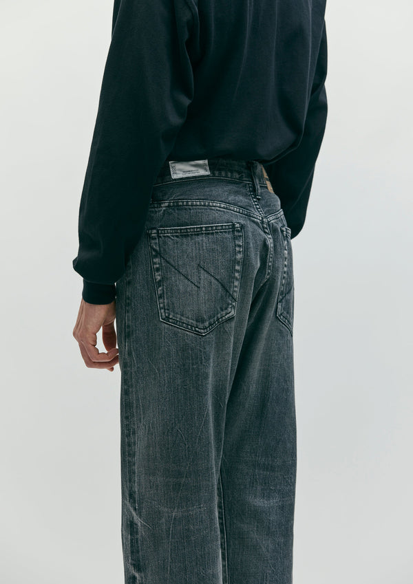 【NEIGHBORHOOD|ネイバーフッド】BLACK DENIM WASHED SLIM STRAIGHT PANTS/ブラックデニムウォッシュドスリムストレートパンツ(BLACK)