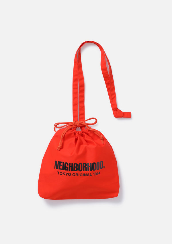 【NEIGHBORHOOD|ネイバーフッド】LOGO DRAWSTRING SHOULDER BAG/ロゴドローストリングショルダーバッグ (ORANGE)