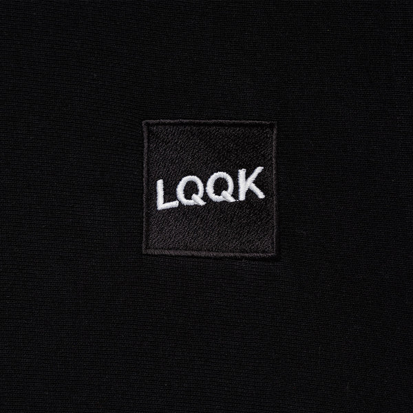 【LQQK STUDIO | ルックスタジオ】SIGNATURE SNAP FLEECE HOODIE/シグネイチャー スナップ フリースフーディー(BLACK)