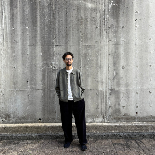 【CREPUSCULE|クレプスキュール】M-G POLO CARDIGAN/M-Gポロカーディガン(GREY×GREEN , GREY×MUSTARD , GREY×BROWN)