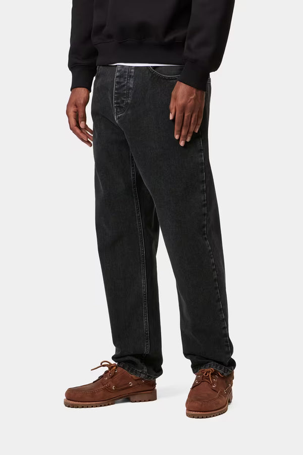 【CARHARTT WIP|カーハートWIP】NEWEL PANT/ニューエルパンツ(BLACK STONE WASHED)