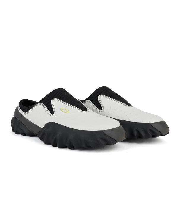 【OAKLEY FACTORY TEAM | オークリーファクトリーチーム】OSTRICH CHOP SAW MULE/オーストリッチチョップソウミュール(WHITE)
