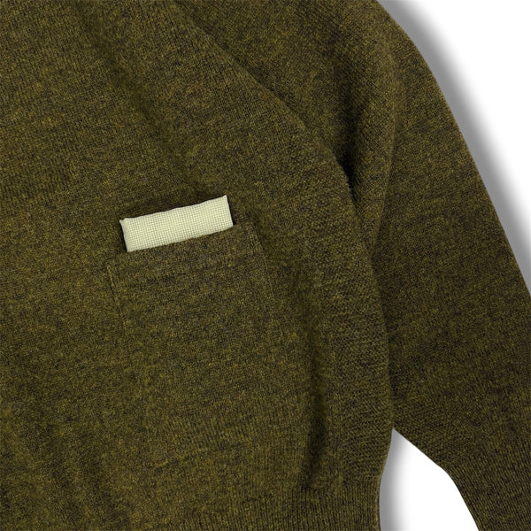 【PAJA STUDIO|パハ スタジオ】SEPARATE POCKET SWEATER/セパレイトポケットセーター(KHAKI)正規取扱店舗 公式オンライン通販 島根 松江 26FW ニット シェットランドウール