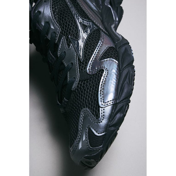 【MIZUNO|ミズノ】WAVERIDER10/ウェーブライダー10(BLACK/BLACK/METALLIC GREY)