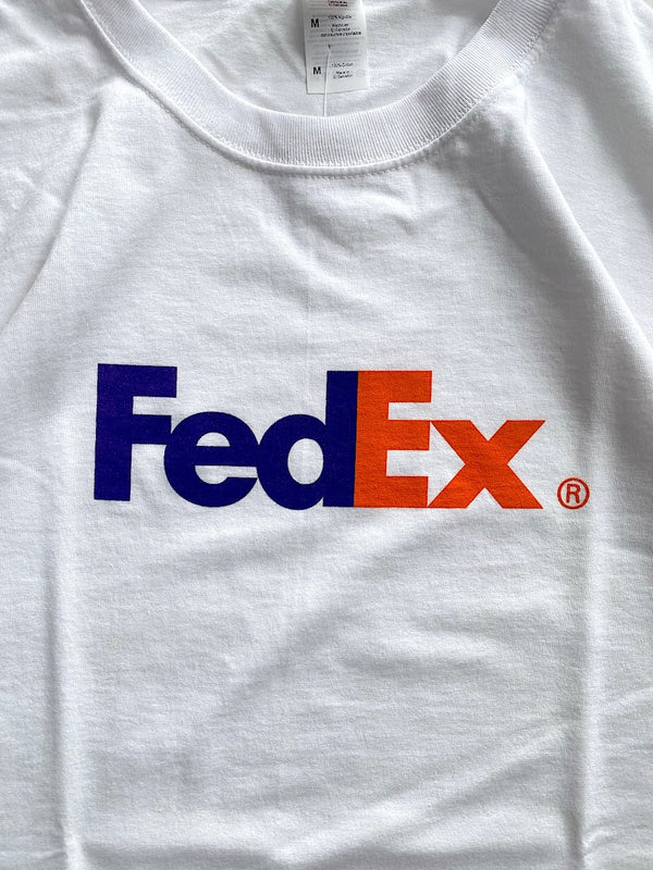 【ATLAS SCREEN PRINTING|アトラススクリーンプリンティング】FEDEX LOGO T - SHIRT/フェデックスロゴTシャツ(WHITE) - STREAM【ATLAS SCREEN PRINTING|アトラススクリーンプリンティング】FEDEX LOGO T - SHIRT/フェデックスロゴTシャツ(WHITE)STREAMM