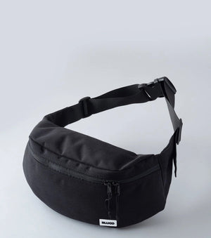 BURIC NYLON BODY BAG
COLOR:BLACK