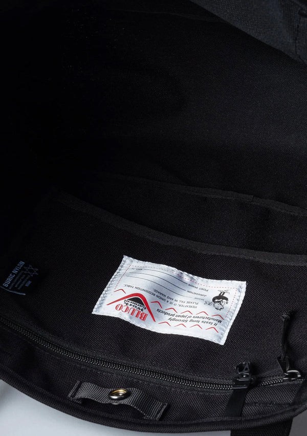 BURIC NYLON TOTE BAG
COLOR:BLACK