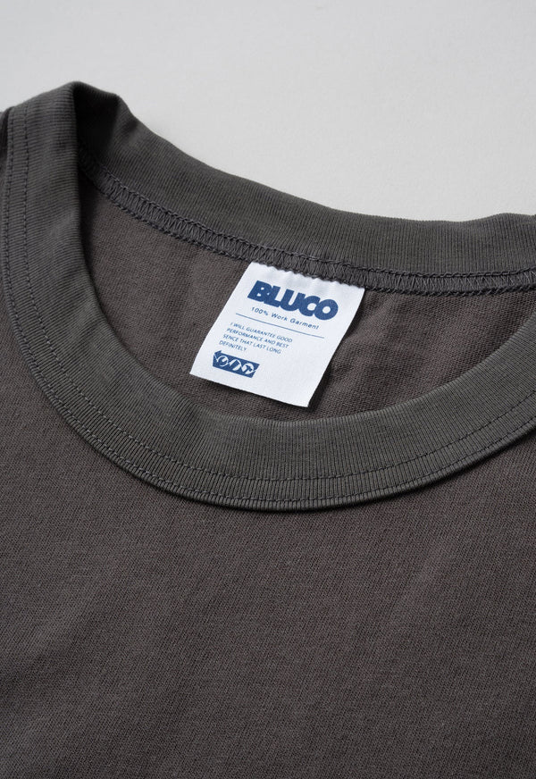 【BLUCO UNCROWD|ブルコ アンクラウド】PRINT L/S TEE - OIL - /プリント L/S TEE - オイル - (CHACOAL) - STREAM【BLUCO UNCROWD|ブルコ アンクラウド】PRINT L/S TEE - OIL - /プリント L/S TEE - オイル - (CHACOAL)STREAMM