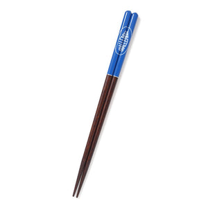 【CHALLENGER|チャレンジャー】LOGO CHOPSTICKS/ロゴチョップスティック(BLACK, BLUE) - STREAM【CHALLENGER|チャレンジャー】LOGO CHOPSTICKS/ロゴチョップスティック(BLACK, BLUE)STREAMBLUE