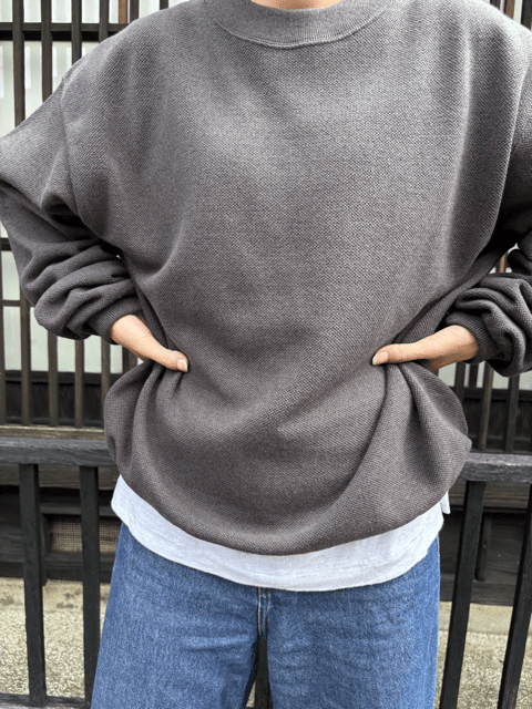 【CREPUSCULE|クレプスキュール】COTTON WOOL MOSS STITCH P/O/コットンウールモスステッチプルオーバー(BLACK , GRAY , CHARCOAL) - STREAM【CREPUSCULE|クレプスキュール】COTTON WOOL MOSS STITCH P/O/コットンウールモスステッチプルオーバー(BLACK , GRAY , CHARCOAL)STREAMCHARCOAL1