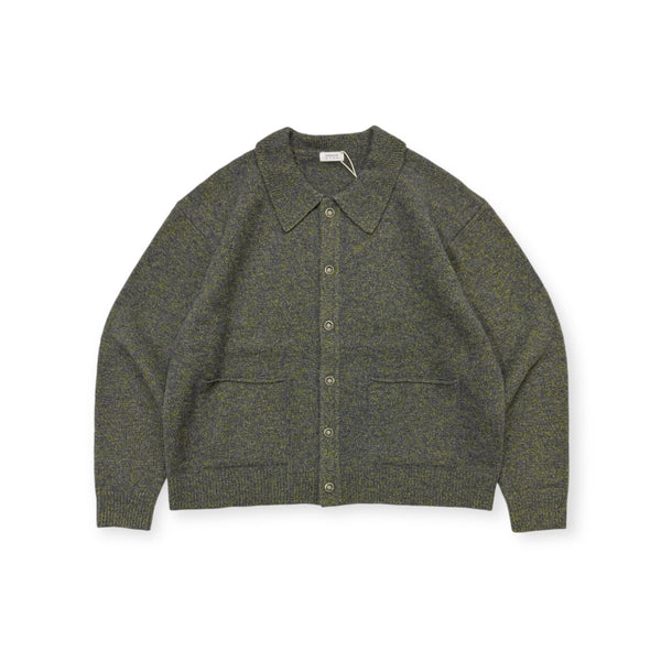 【CREPUSCULE|クレプスキュール】M - G POLO CARDIGAN/M - Gポロカーディガン(GREY×GREEN , GREY×MUSTARD , GREY×BROWN) - STREAM【CREPUSCULE|クレプスキュール】M - G POLO CARDIGAN/M - Gポロカーディガン(GREY×GREEN , GREY×MUSTARD , GREY×BROWN)STREAMGREY×GREEN0