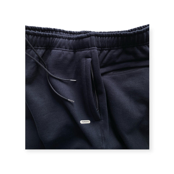 【FARAH|ファーラー】POTTING LOGO SWEAT PANTS/ポッティング ロゴスウェットパンツ(NAVY) - STREAM【FARAH|ファーラー】POTTING LOGO SWEAT PANTS/ポッティング ロゴスウェットパンツ(NAVY)STREAMM