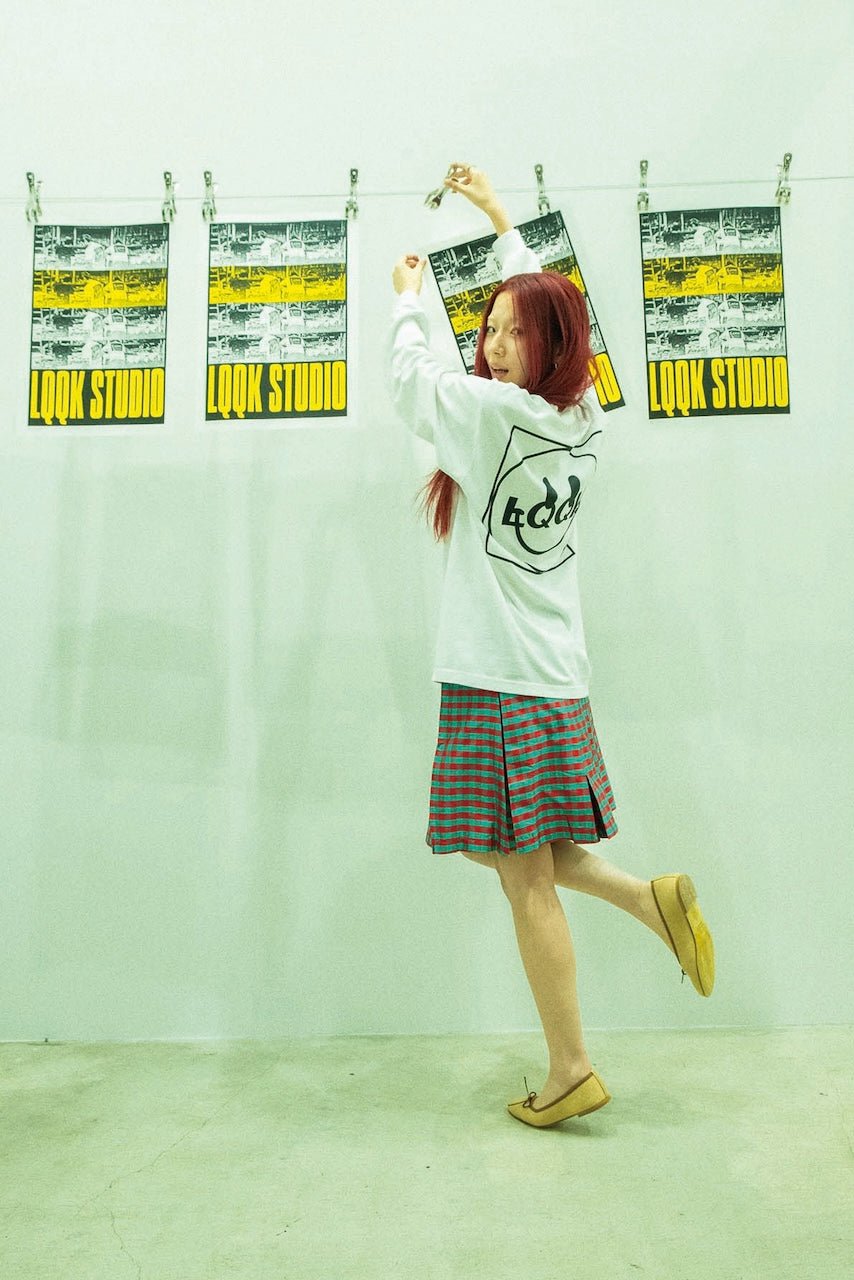 LQQK SMILEY LOGO POCKET TEE - ホワイトのおしゃれなTシャツ – STREAM