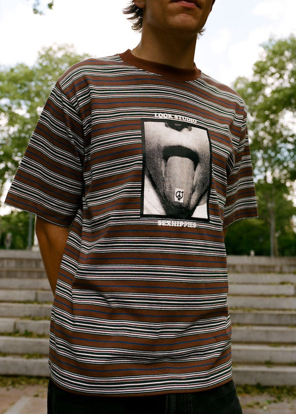【LQQK STUDIO|ルックスタジオ】×SEXHIPPIES MULTI BORDER TEE/セックスヒッピーズ ボーダーTシャツ(BROWN) 正規取扱店舗 公式オンライン通販 島根 松江 26FW スケートボード シルクスクリーン 
