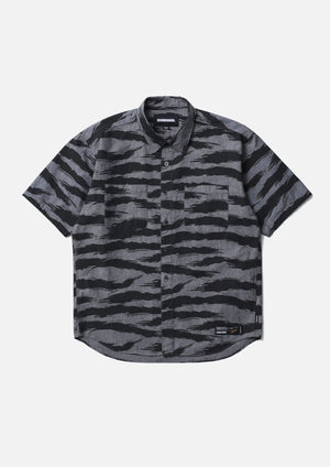 【NEIGHBORHOOD|ネイバーフッド】CAMO PATTERN CHAMBRAY SHIRT SS /カモパターンシャンブレーシャツSS(BLACK,INDIGO) - STREAM【NEIGHBORHOOD|ネイバーフッド】CAMO PATTERN CHAMBRAY SHIRT SS /カモパターンシャンブレーシャツSS(BLACK,INDIGO)STREAMBLACKM