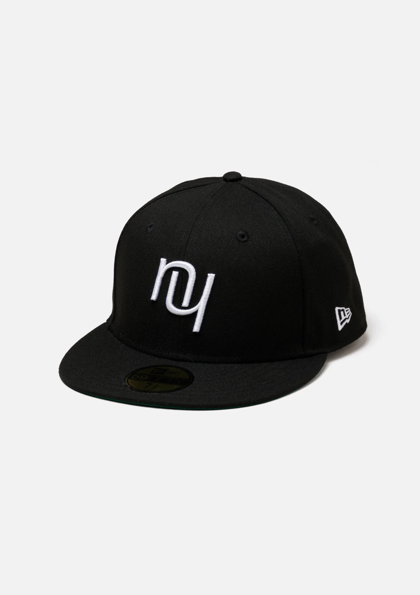 NEIGHBORHOOD x NEWERA 59FIFTYブラックキャップ - アクセサリーの NEIGHBORHOOD x NEWERA 59FIFTYブラックキャップ - アクセサリーの