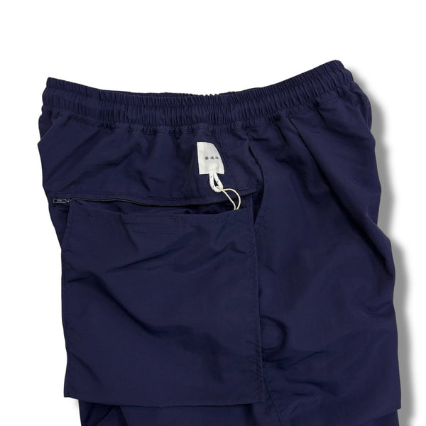 【迷迭香|マンネンロウ】NYLON HARVEST TRAINER CLASSIC/ナイロンハーベストトレーナークラッシック(DGR , NVY , BLK) - STREAM【迷迭香|マンネンロウ】NYLON HARVEST TRAINER CLASSIC/ナイロンハーベストトレーナークラッシック(DGR , NVY , BLK)STREAMNVY2(M)