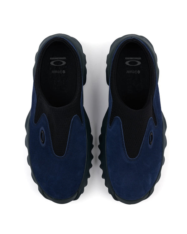 【OAKLEY FACTORY TEAM | オークリーファクトリーチーム】CHOP SAW MULE/チョップソウミュール(NAVY/BLACK) - STREAM【OAKLEY FACTORY TEAM | オークリーファクトリーチーム】CHOP SAW MULE/チョップソウミュール(NAVY/BLACK)STREAM23.0cm