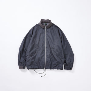 【RAJABROOKE | ラジャブルック】KERJA JACKET REDESIGN/ケルジャジャケット リデザイン(CEMENT) - STREAM【RAJABROOKE | ラジャブルック】KERJA JACKET REDESIGN/ケルジャジャケット リデザイン(CEMENT)STREAMS