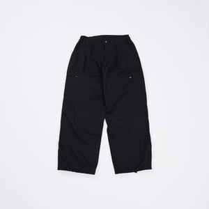 【RAJABROOKE|ラジャブルック】BASIK CHINO PANTS WIDE/ベーシックチノパンツ ワイド(BLACK) - STREAM【RAJABROOKE|ラジャブルック】BASIK CHINO PANTS WIDE/ベーシックチノパンツ ワイド(BLACK)STREAMS