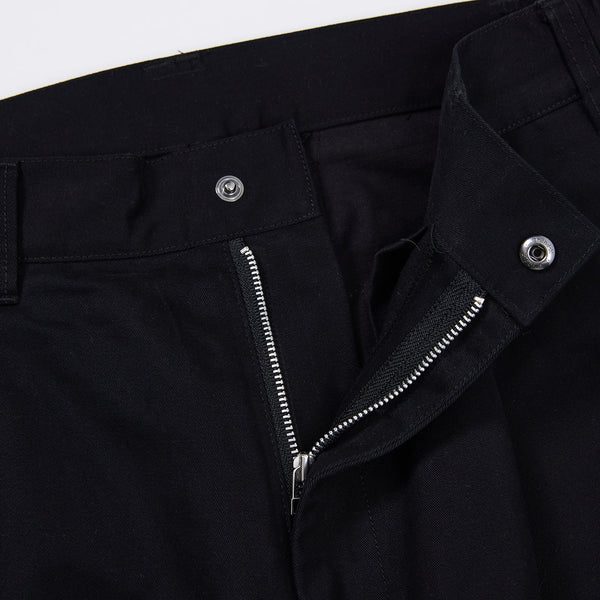 【RAJABROOKE|ラジャブルック】BASIK CHINO PANTS WIDE/ベーシックチノパンツ ワイド(BLACK) - STREAM【RAJABROOKE|ラジャブルック】BASIK CHINO PANTS WIDE/ベーシックチノパンツ ワイド(BLACK)STREAMS