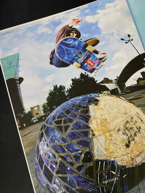 【SNEEZE MAGAZINE | スニーズマガジン】SNEEZE N°64 SUMMER 2025 "THE SWEET DREAMS ISSUE" - STREAM【SNEEZE MAGAZINE | スニーズマガジン】SNEEZE N°64 SUMMER 2025 "THE SWEET DREAMS ISSUE"STREAMONE SIZE