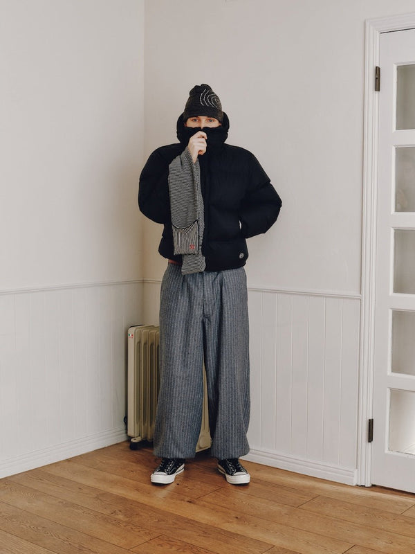 【SOL soonerorlater|ソル スーナーオアレイター】KNITTED BORDER SCARF(BLACK&IVORY , BURGUNDY&CHARCOAL) 正規取扱店舗 通販 26AW マフラー GuruGuruロゴ