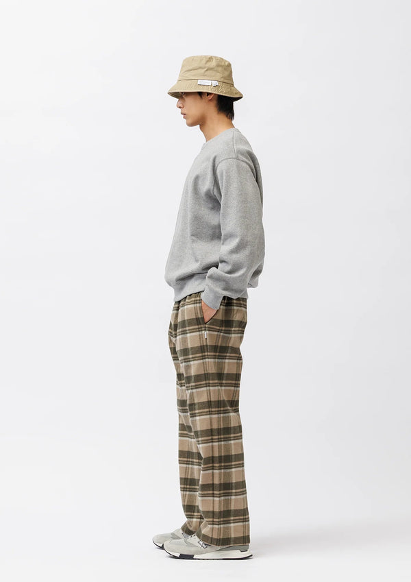 【WTAPS|ダブルタップス】AON / SWEATER / COTTON (GRAY)
裏毛起毛コットン生地を使用したスウェットシャツ。
バックに刺繍モチーフを配置。
FABRIC:COTTON 100%
品番:262ATDT-CSM08