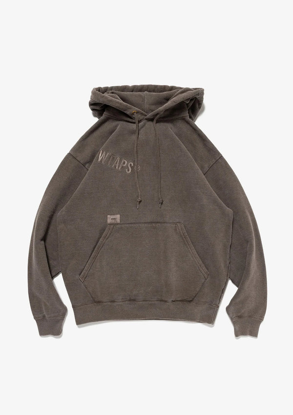 SIGN-OD / HOODY / COTTON&nbsp;
品番:262ATDT-CSM06
FABRIC:コットン100%
COLOR:BLACK,BROWN
厚手の裏起毛コットン生地を使用し、顔料染めしたプルオーバーフーディー。
アームホール広めのゆったりしたシルエットが特徴。
フロントとバックに刺繍モチーフを配置。
26AW